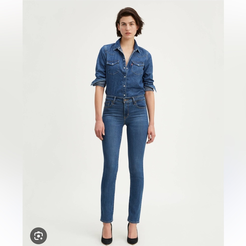Levi’s 712 Slim - medium wash